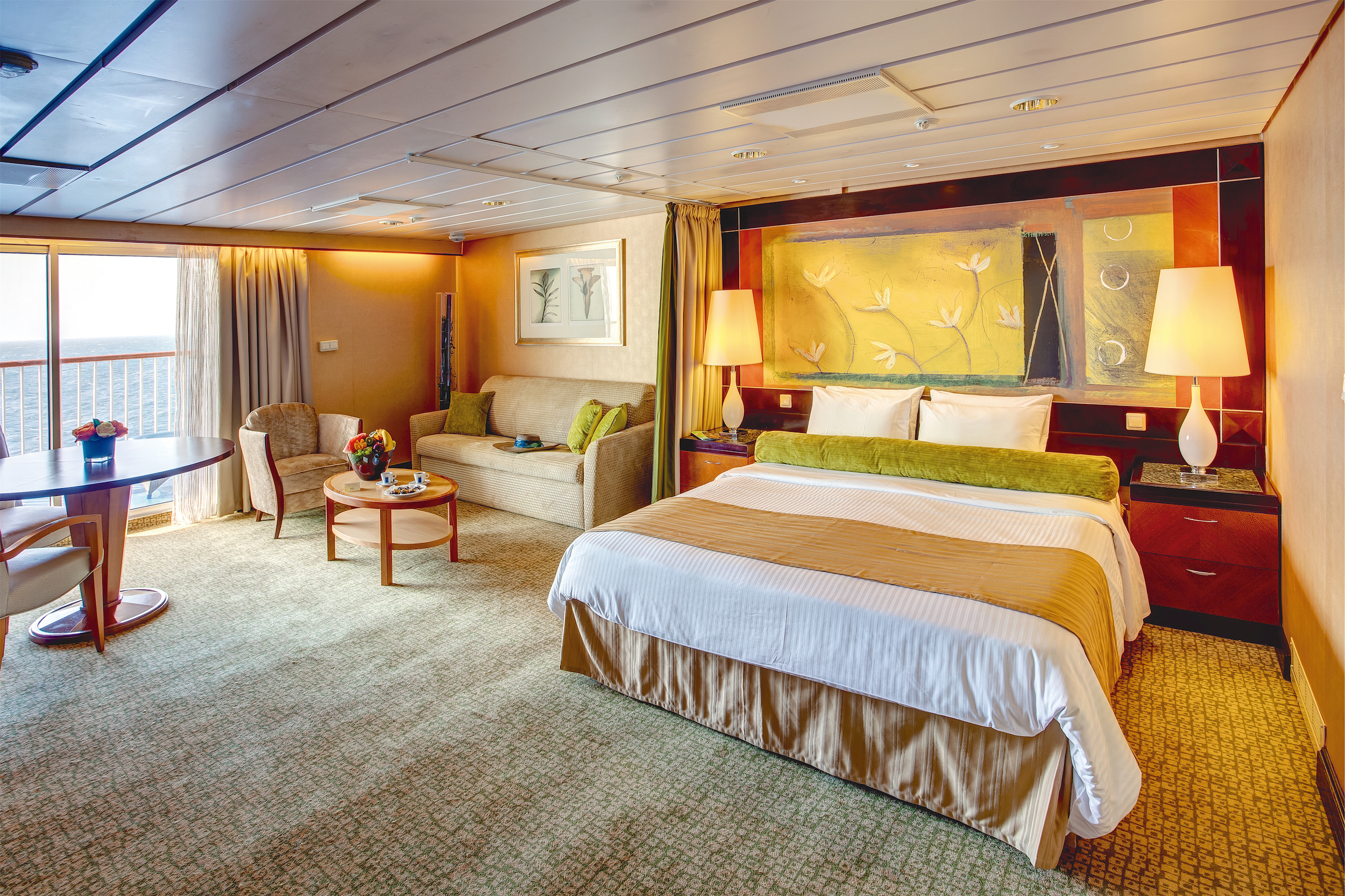 Pullmantur Monarch Accommodation Grand Suite with Balcony 1.jpg